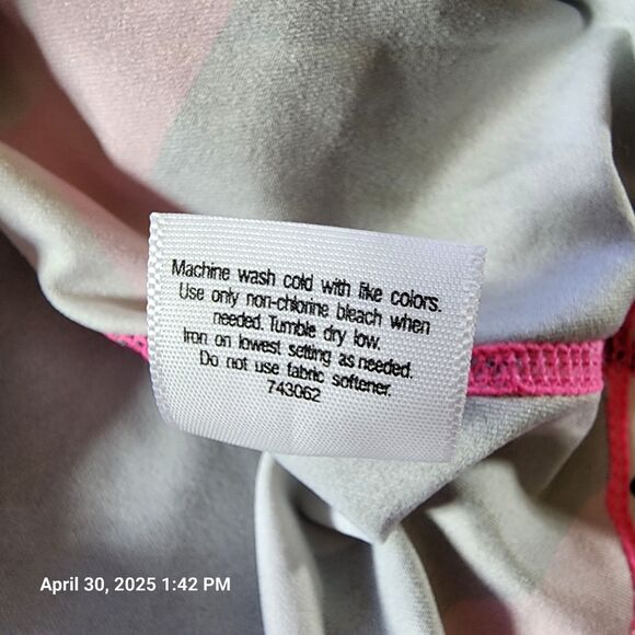 Xersion Chevron Print Women's Sz Large Pink Black White Racer Back Top Semi Fit - Picture 8 of 9